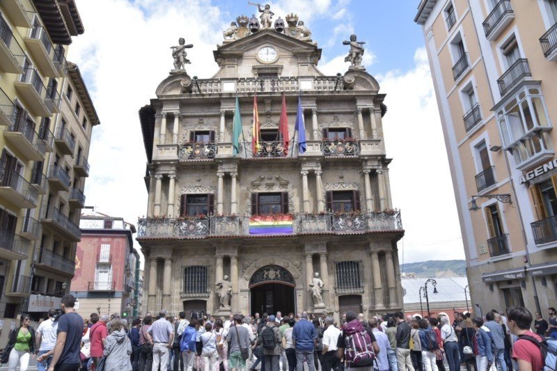 Foto: una concentración durante el día del Orgullo LGTBI (Archivo)