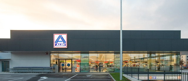 Foto: el nuevo supermercado de Aldi en Pamplona