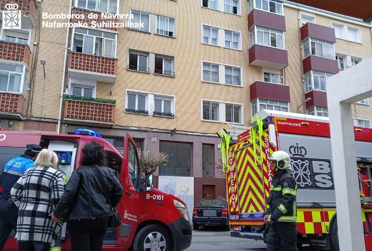 Incendio en la calle Artekale de Berriozar. Foto: Bomberos de Navarra