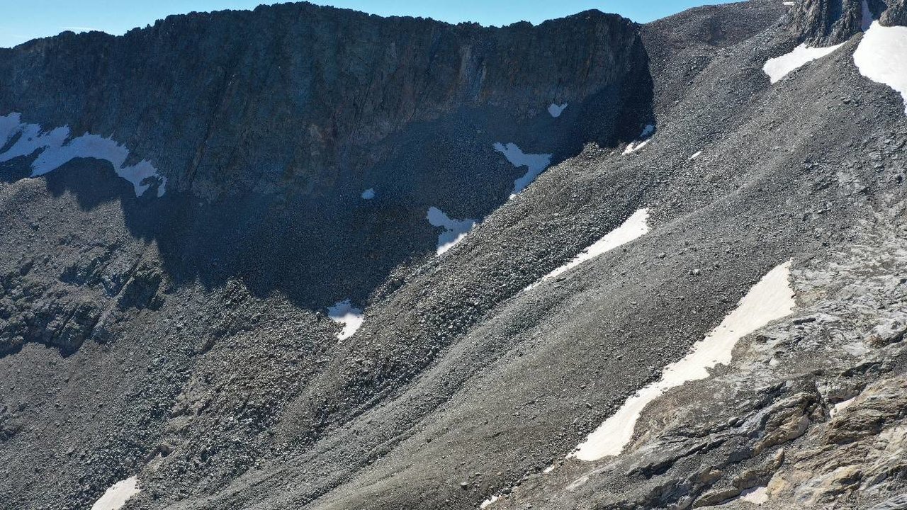 Glaciar rocoso de La Paúl (Macizo de Posets, Pirineos, 2020). /Adrián Martínez Fernández
